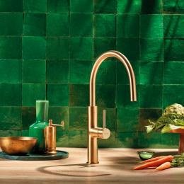 05 MIDDAY Liano II kitchen Mixer BRUSHED BRASS RGB